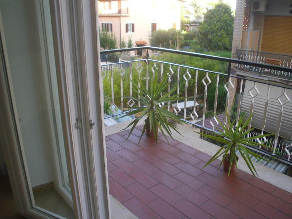 Lovely Little Apartment In Via Aurelia Рим Экстерьер фото